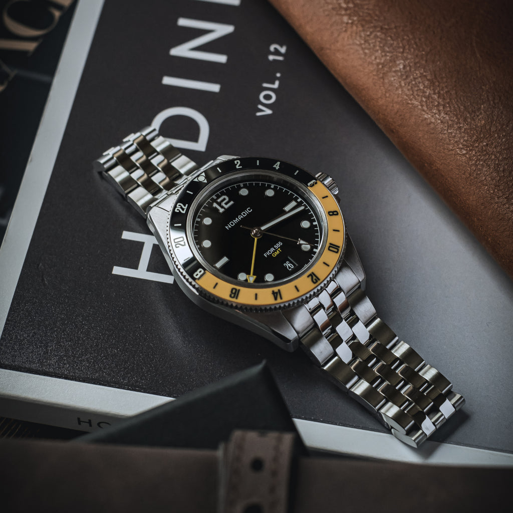 Fíor 555 - GMT Watch (41mm) - Shipyard Yellow (1st Edtn)